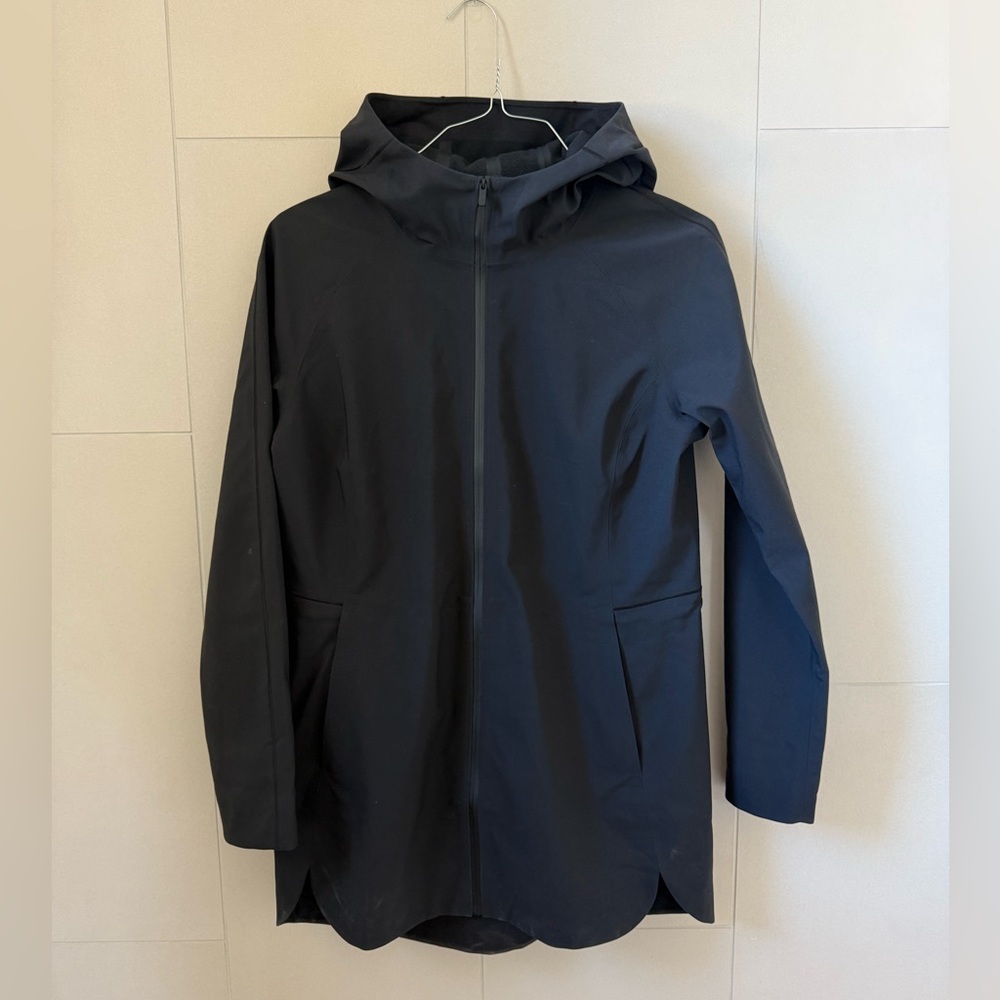 lululemon repel shell rain jacket.